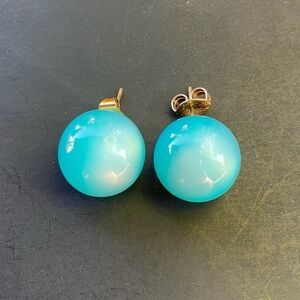 Vintage Ice Blue Moonglow Acrylic Large Stud Earrings Pierced